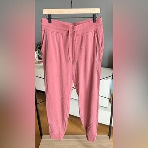 Lululemon Joggers 28”
